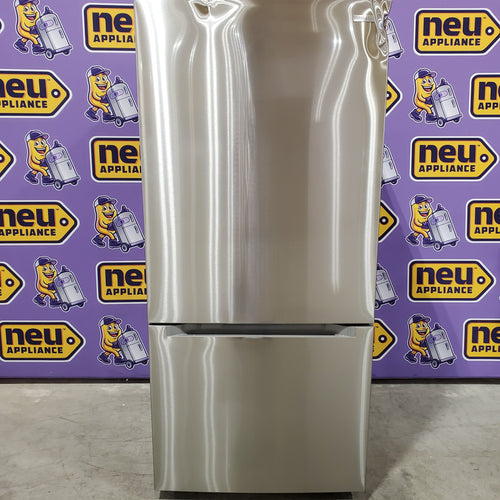 Vissani 18.7 cu. ft. Bottom Freezer Refrigerator in Stainless Steel 25139SD781 - MDBF18SS - Scratch & Dent (Major)