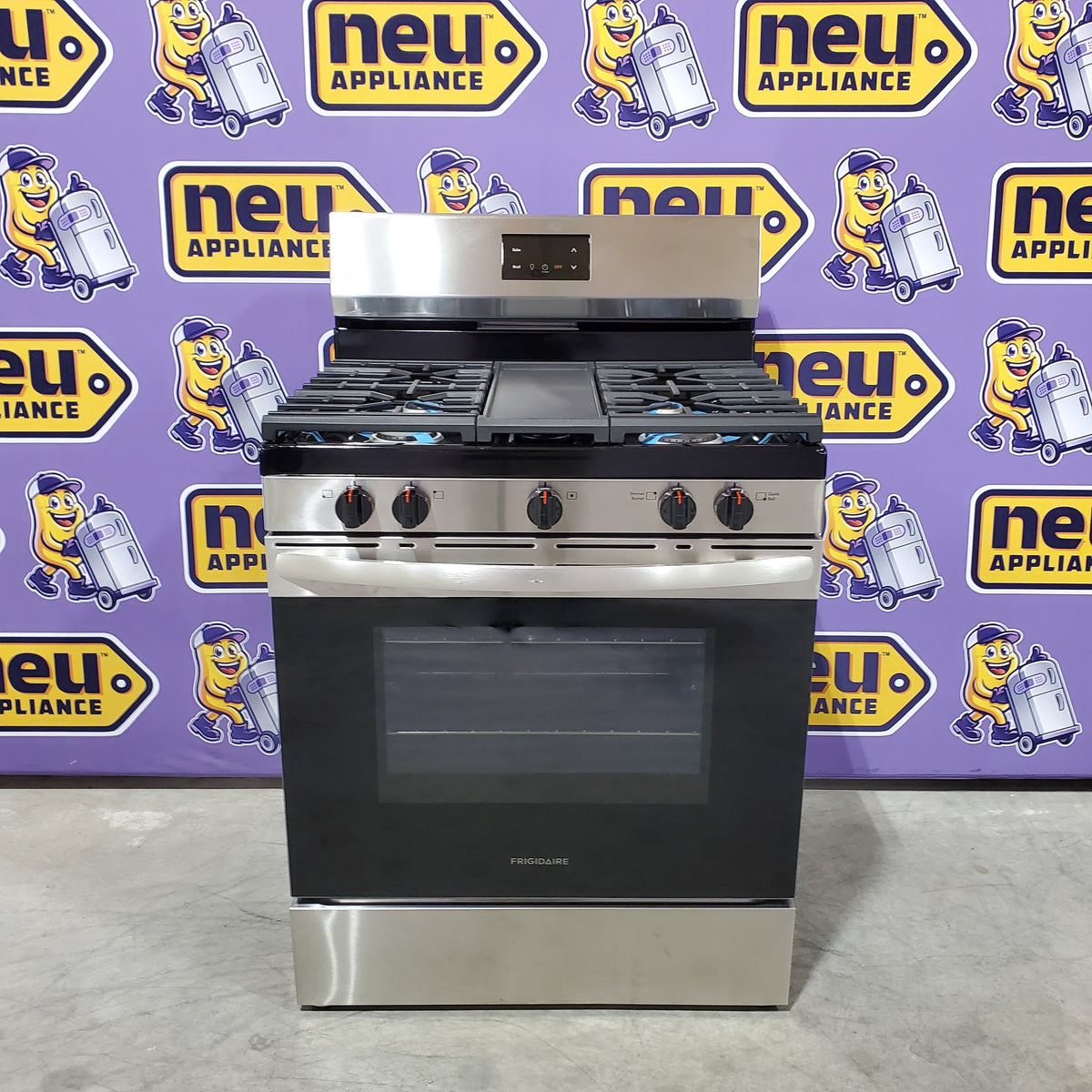 Frigidaire 5 Burner Gas Range with Even Baking Technology in Stainless Steel 20531SD461 - FCRG3052BS - Scratch & Dent (Minor)
