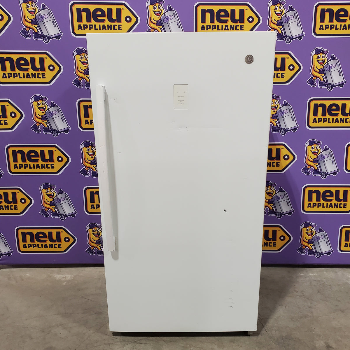 GE® ENERGY STAR® 17.3 Cu. Ft. Frost-Free Garage Ready Upright Freezer 31135SD269 - FUF17DLRWW - Scratch & Dent - Moderate