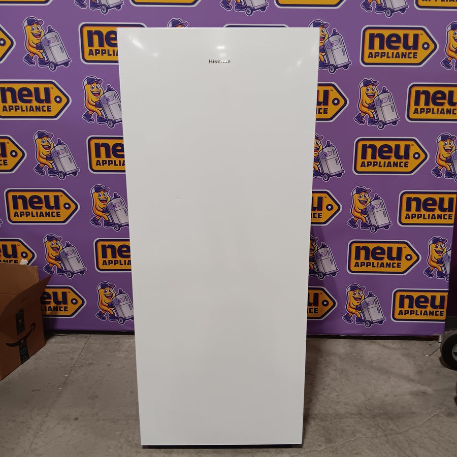 Hisense 13.6 cu. ft. Full Size Upright Freezer 30134SD206 - CFU14N6AWE - Open Box