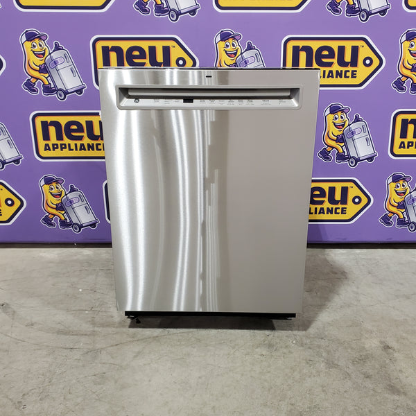 GE® ENERGY STAR® Fingerprint Resistant Front Control with Stainless Steel Interior Dishwasher with Sanitize Cycle 25134SD477 - GDF670SYVFS - Open Box