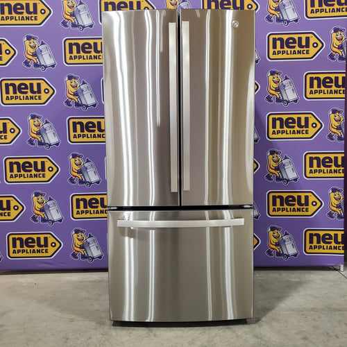 GE 33" Wide Stainless Steel ENERGY STAR 24.7 Cu. Ft. French-Door Refrigerator with Ice Maker and Water Dispenser GE9843 - GNE25JYKFS - New in Box