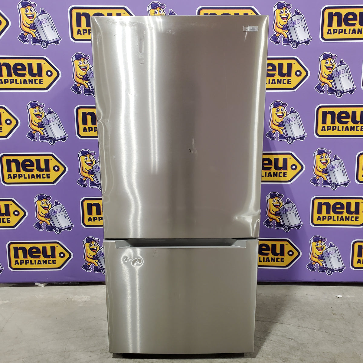 Vissani 18.7 cu. ft. Bottom Freezer Refrigerator in Stainless Steel MDBF18SS - Scratch & Dent (Major)