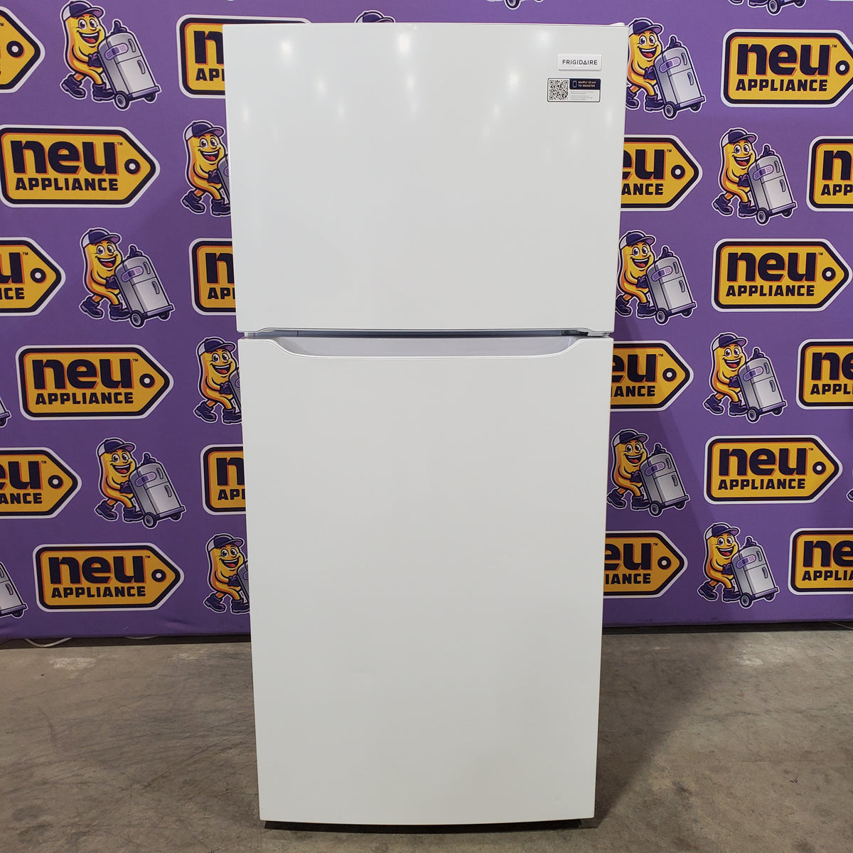 Frigidaire 18 Cu. Ft. Garage Ready Top Freezer Refrigerator 30133SD111 - FRTE1835AW - Scratch & Dent (Moderate)