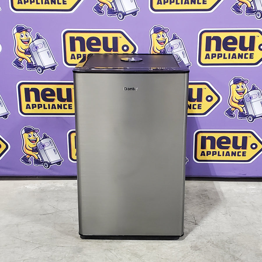 Danby 5.4 cu. ft. Single-Tap Keg Cooler in Stainless Steel 6SD147 - DKC054A9SLDB - Open Box