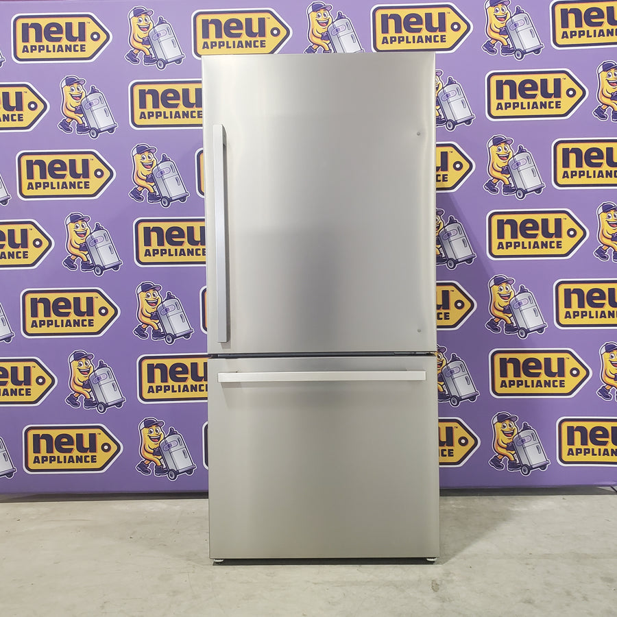 33" Wide Counter Depth Hisense ENERGY STAR 17.2-cu ft Bottom-Freezer Refrigerator with Ice Maker in Fingerprint Resistant Stainless Steel - Open Box