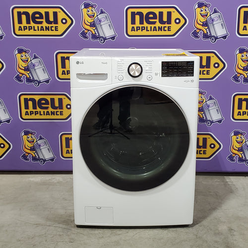 LG 4.5 cu. ft. Front Load Washer with Steam and Built-In Intelligence in White 21SD024 - WM4000HWA - Scratch & Dent (Minor)