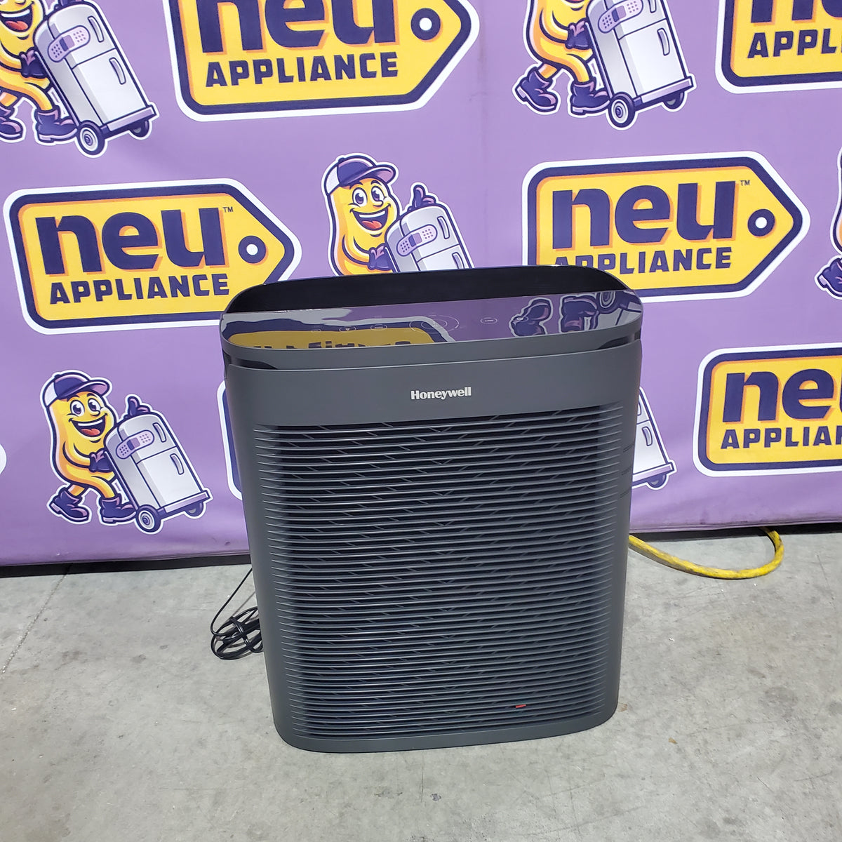 Honeywell PowerPlus 530 sq. ft. HEPA Air Purifier Extra-Large Room in Black HPA3300B - Open Box