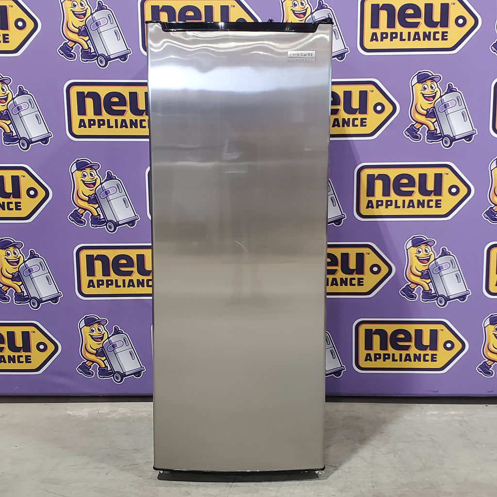 Frigidaire Gallery 7 cu. ft. Upright Convertible Fridge/Freezer 26CR006 - FGFRF6547 - Scratch & Dent (Minor)