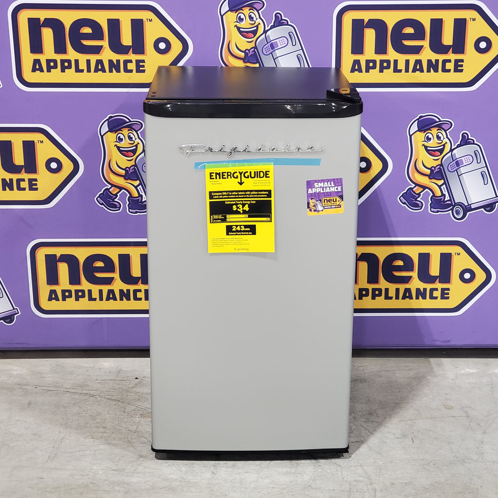 Pictures of EFrigidaire 3.2 cu. ft. Retro Vintage Compact Mini Refrigerator with Freezer with Platinum Door Design SA114 - FR323 - Open Box - Neu Appliance Outlet - Discount Appliance Outlet in Austin, Tx