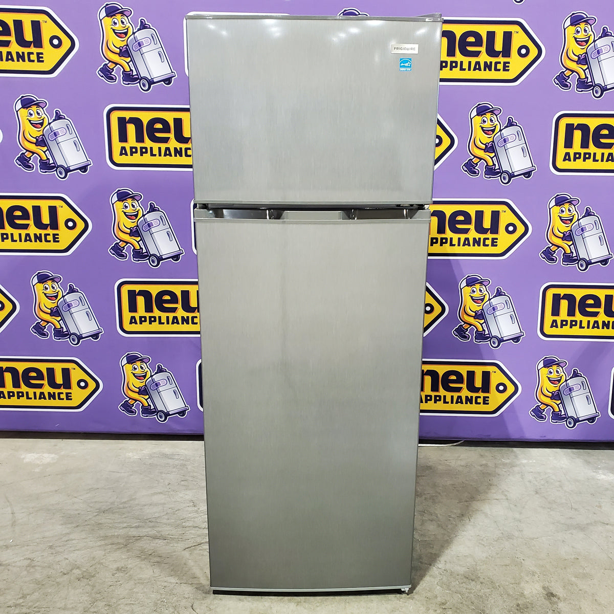 Frigidaire 7.5 cu. ft. Mini Refrigerator with Top Freezer in Stainless Look SA632 - EFR780-6COM - Open Box