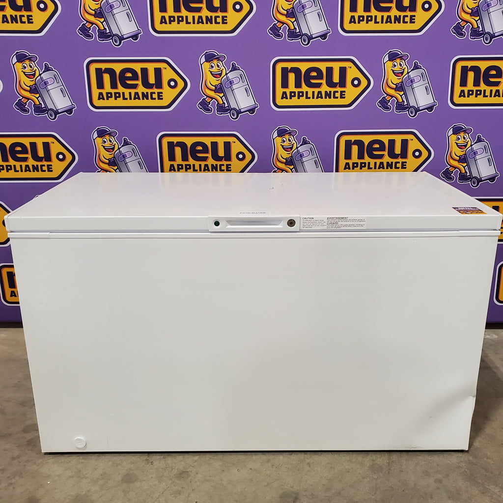 Pictures of Frigidaire 15 Cu. Ft. Garage Ready Chest Freezer 25133SD427 - FFCL1542AW - Scratch & Dent (Major) - Neu Appliance Outlet - Discount Appliance Outlet in Austin, Tx