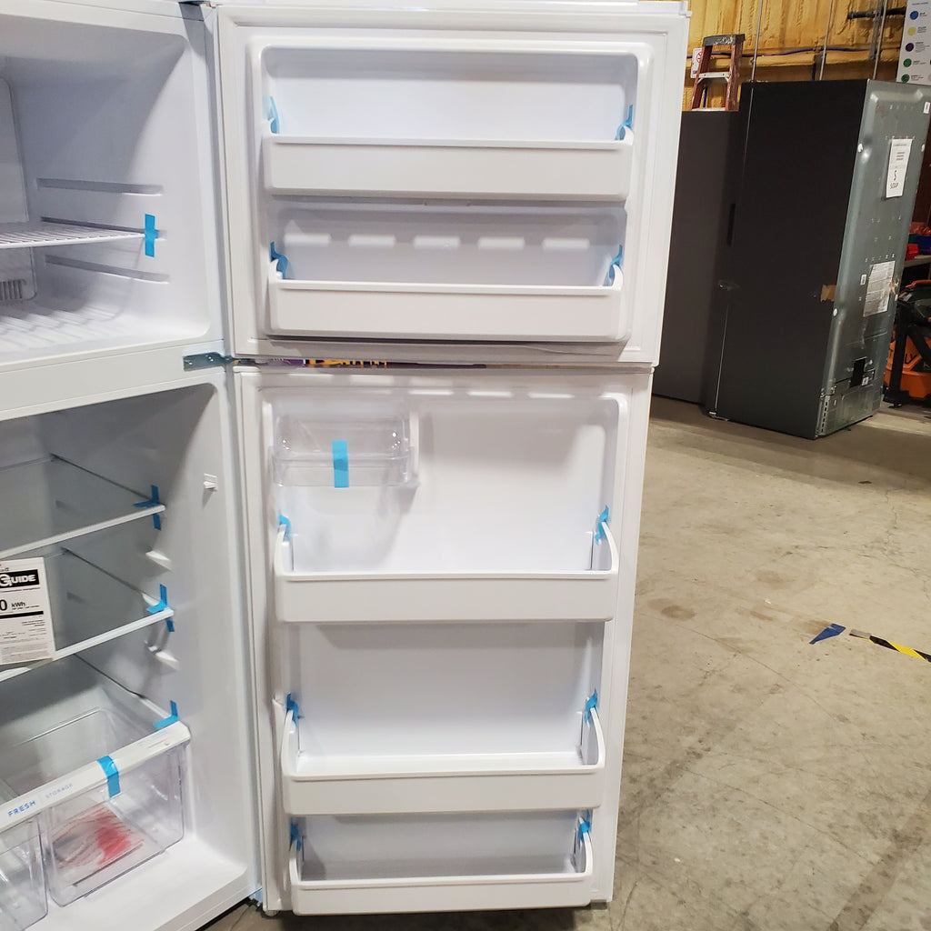 Frigidaire Top Freezer 18 Cu. Ft. Capacity Refrigerator with Spacious Interior Storage and Bright LED Lighting in White 3SD1058 - FFHT1822UW - Scratch and Dent (Minor)