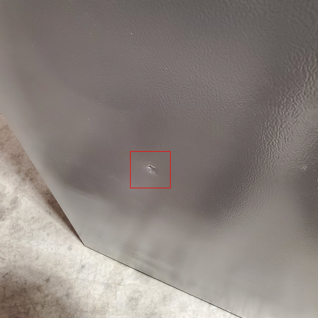 Pictures of Vissani 18.7 cu. ft. Bottom Freezer Refrigerator in Stainless Steel 25SD080 - MDBF18SS - Scratch & Dent (Minor) - Neu Appliance Outlet - Discount Appliance Outlet in Austin, Tx