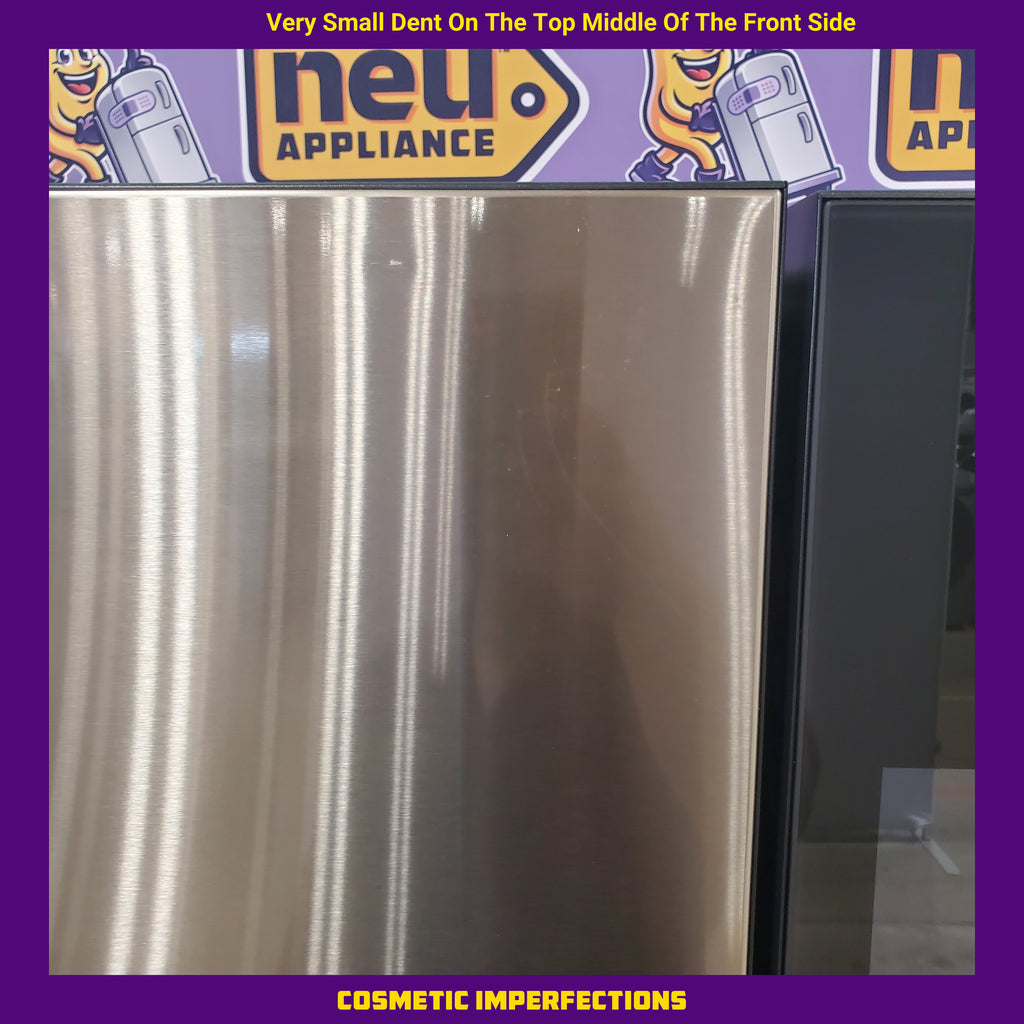 Samsung Bespoke 4-Door Flex™ Refrigerator (29 cu. ft.) with AI Family Hub™+ and AI Vision Inside™  RF29DB9900QD - Scratch and Dent (Minor)
