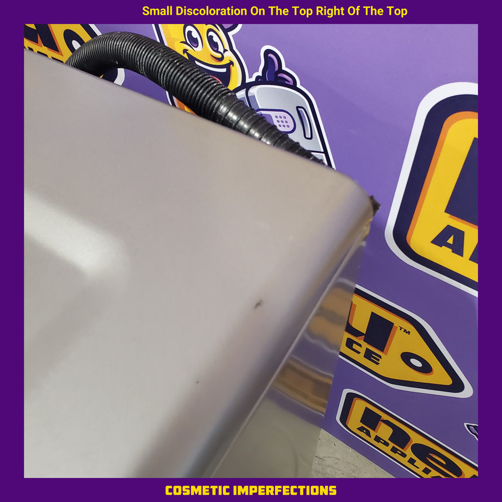 Whirlpool Radiant Silver 4.5 cu. ft. Smart Front Load ENERGY STAR® Washer with FreshFlow™ Vent System 5SD173 - WFW5720RR - Scratch & Dent (Minor)