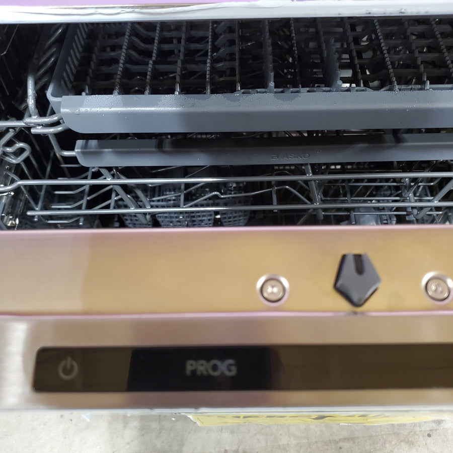 Asko 40 Series 24" Stainless Steel Dishwasher with Pocket Handle and 9 Spray Wash System 11113100 - DBI564ISSOF - Scratch & Dent (Minor)