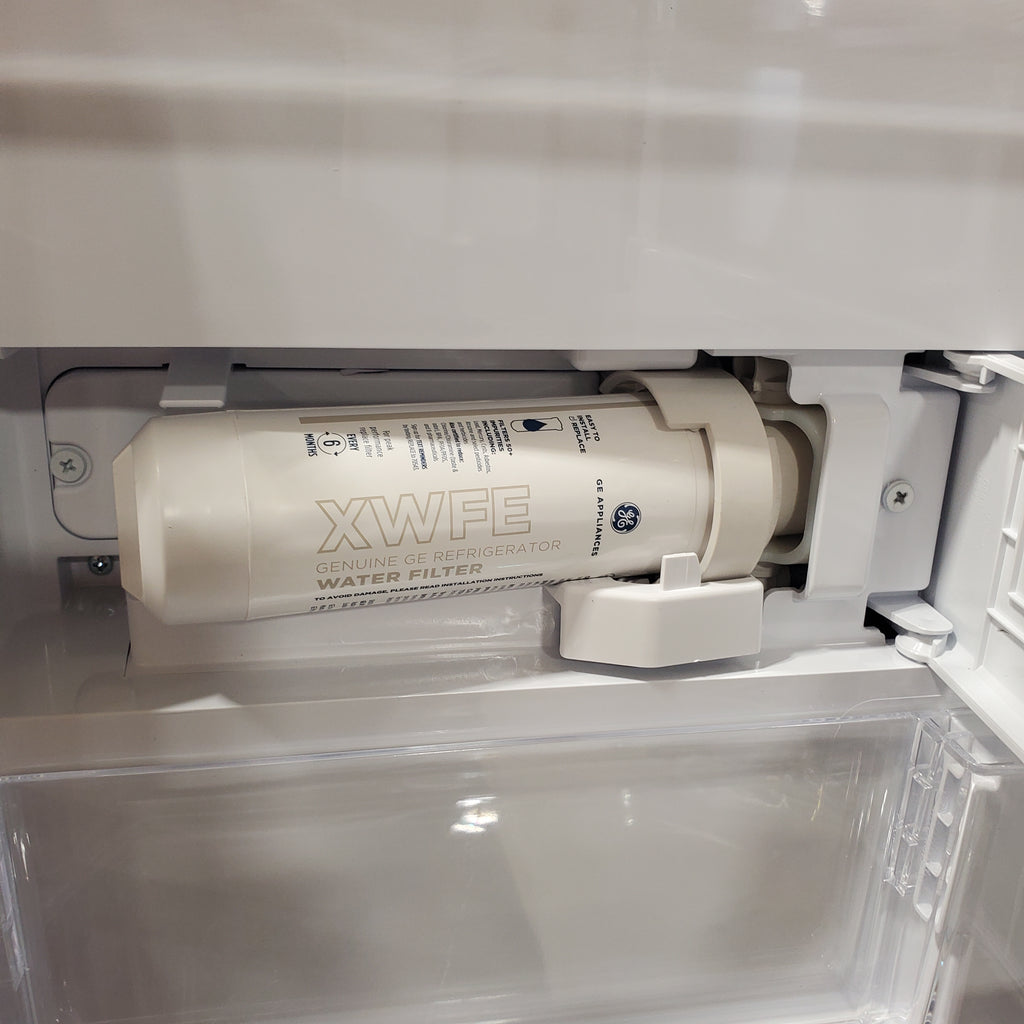 GE Profile™ ENERGY STAR® 29 Cu. Ft. Smart Fingerprint Resistant 4-Door French-Door Refrigerator with Door In Door GE9853 - PGD29BYTFS - New in Box