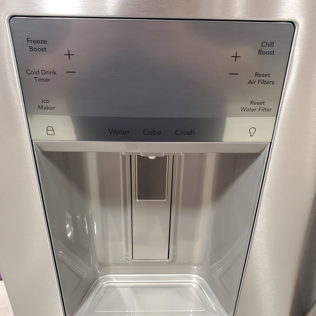 Frigidaire 27.8-cu ft ENERGY STAR French Door Refrigerator with Dual Ice Maker in Fingerprint Resistant Stainless Steel - 3SD745 - GRFS2853AF - Scratch & Dent (Minor)