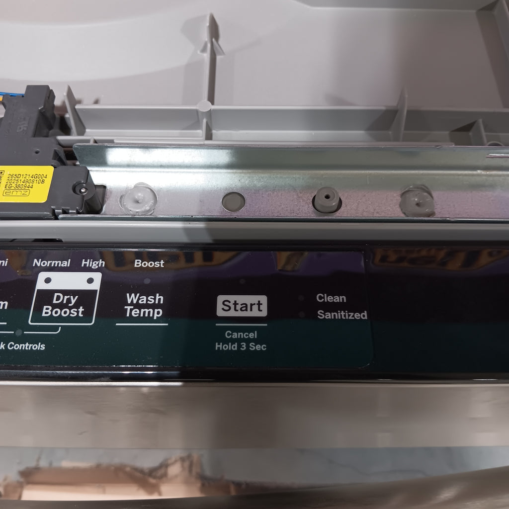 Pictures of GE ENERGY STAR® Top Control Hybrid Tub Dishwasher with 52 dBA and Dry Boost GDT565HSYSS - New in Box - Neu Appliance Outlet - Discount Appliance Outlet in Austin, Tx