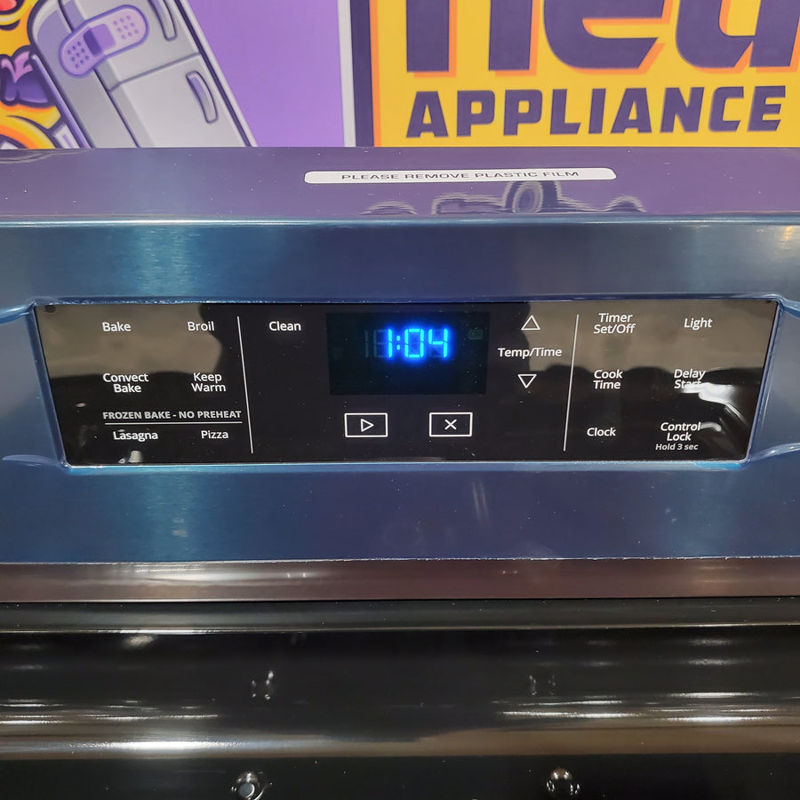 Whirlpool 5.0 Cu. Ft. Self-Cleaning Freestanding Gas Convection Range in Black Stainless Steel LA100 - WFG550S0HV - Open Box