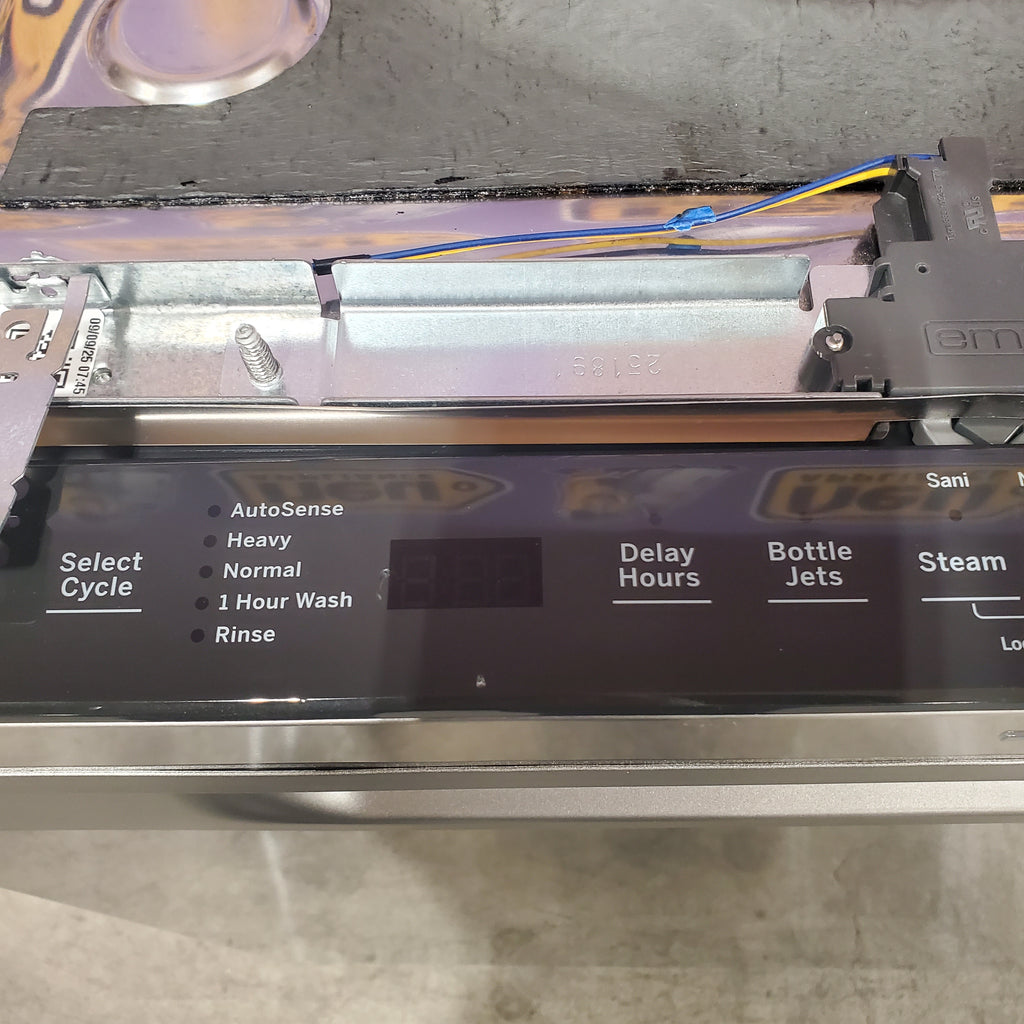 Pictures of GE® ENERGY STAR® Fingerprint Resistant Top Control with Stainless Steel Interior Dishwasher with Sanitize Cycle 6SD123 - GDP670SYVFS - Open Box - Neu Appliance Outlet - Discount Appliance Outlet in Austin, Tx
