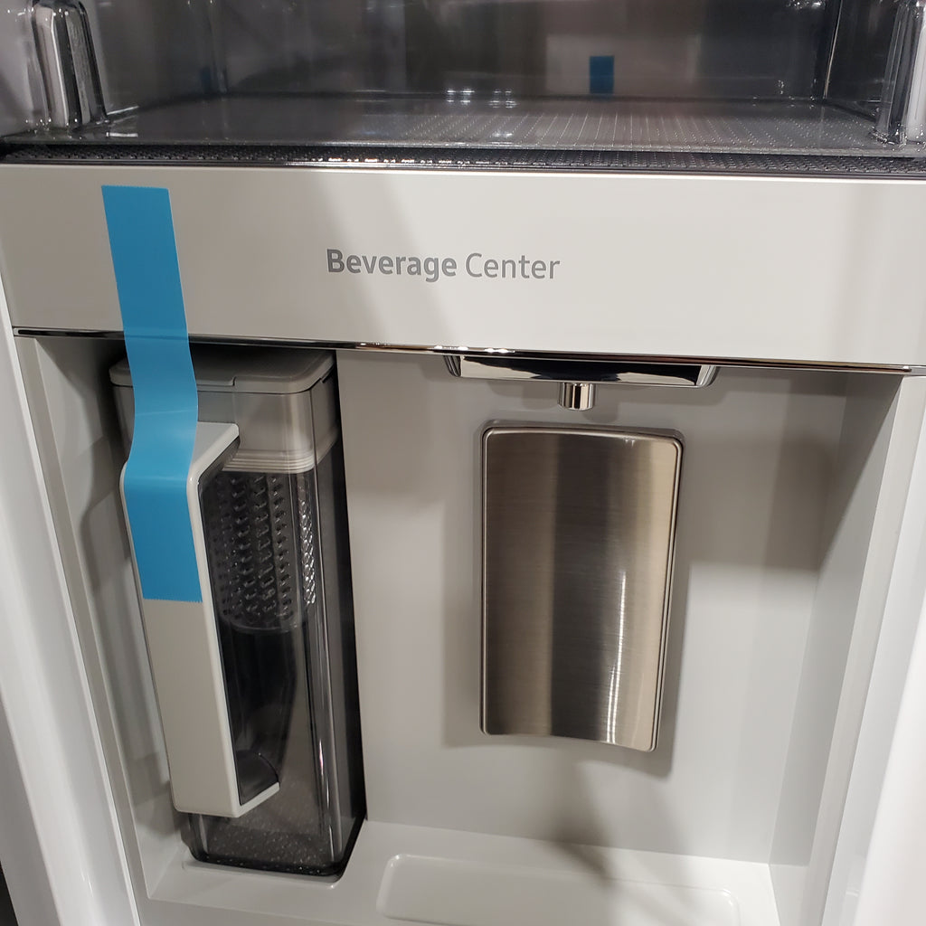 Pictures of Samsung 29 cu. ft. Bespoke 4-Door French Door Refrigerator with Beverage Center™ in Stainless Steel 4SD406 - RF29BB8600QL - Scratch & Dent (Minor) - Neu Appliance Outlet - Discount Appliance Outlet in Austin, Tx