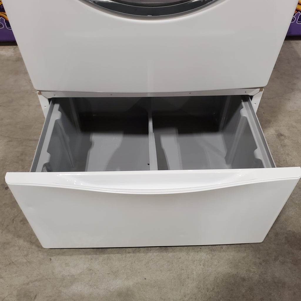 Kenmore 27-Inch 7.4 Cu Ft Electric Dryer Machine with Steam in White 6SD149 - 796.81382410 - Scratch & Dent (Minor)