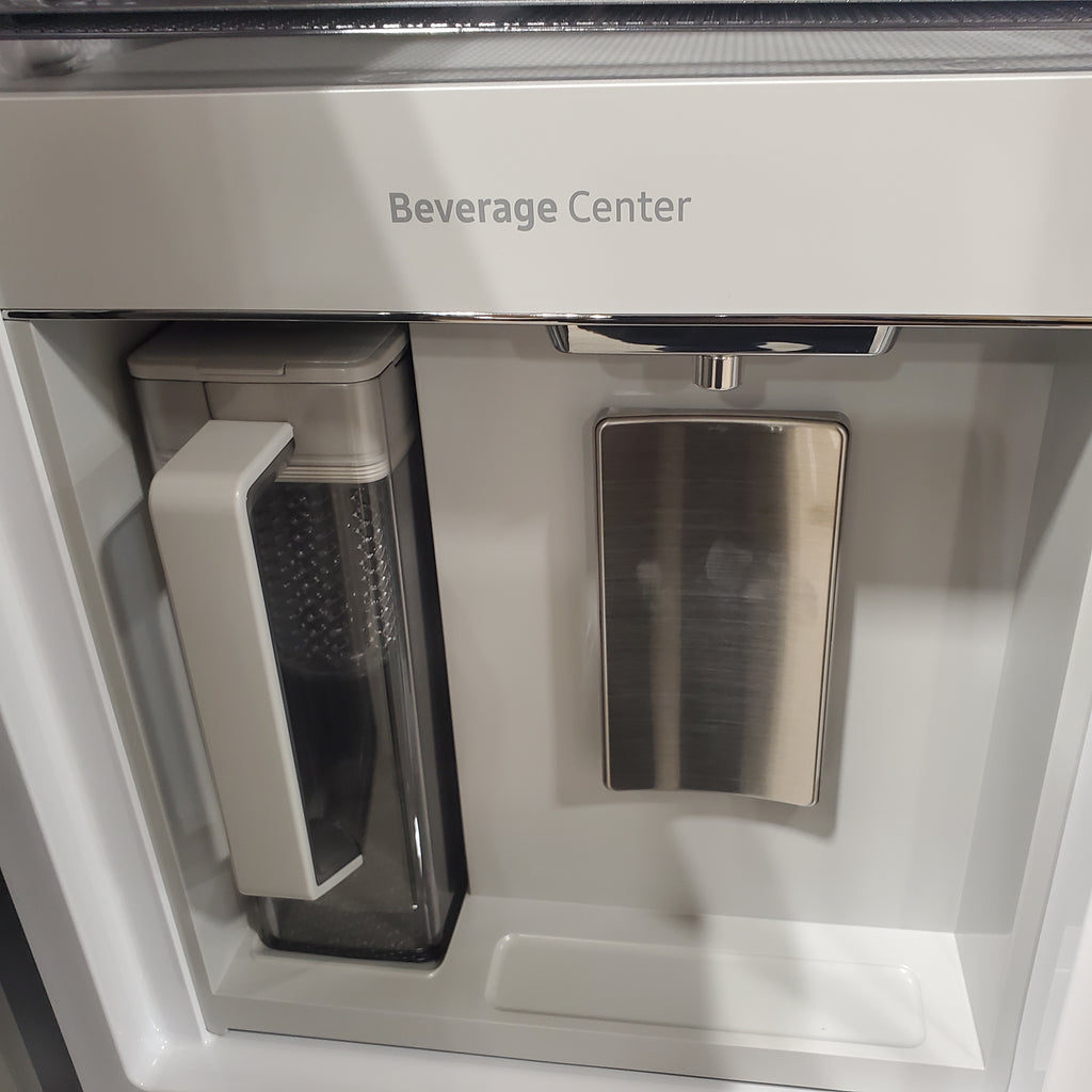 Pictures of Samsung Bespoke 29 cu ft. 4-Door Standard Depth French Door Smart Refrigerator with Beverage Center Auto Fill Pitcher and Dual Ice Maker with Ice Bites™ in White Glass 22SD055 - RF29BB86004MAA - Open Box - Neu Appliance Outlet - Discount Appliance Outlet in Austin, Tx
