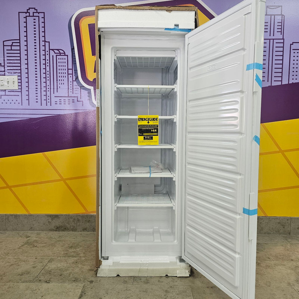 Pictures of Frigidaire White 22 Inch Upright 6 Cu. Ft. Freezer with Manual Defrost FFUM0623AW - New in Box - Neu Appliance Outlet - Discount Appliance Outlet in Austin, Tx