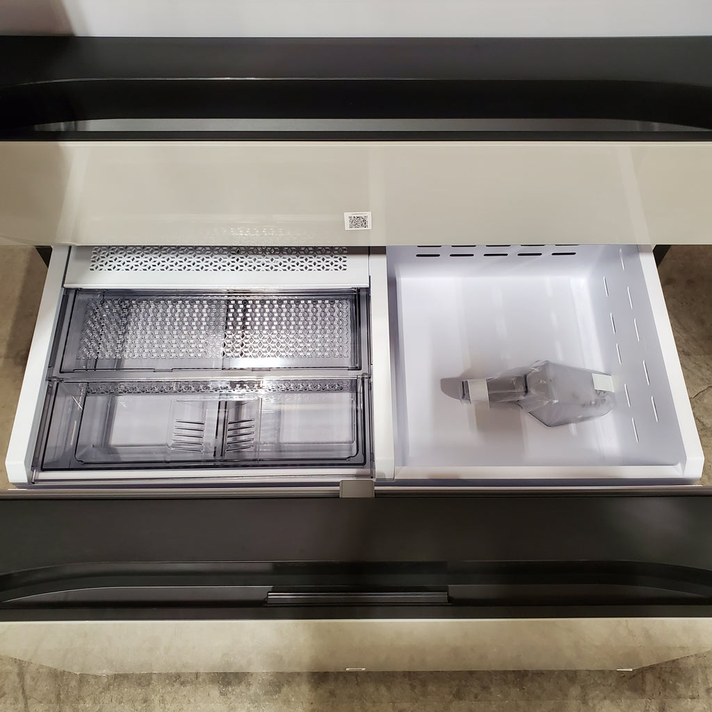 Pictures of Samsung Bespoke AI 4-Door French Door 3SD860 - RF23BB860012 - Open Box - Neu Appliance Outlet - Discount Appliance Outlet in Austin, Tx