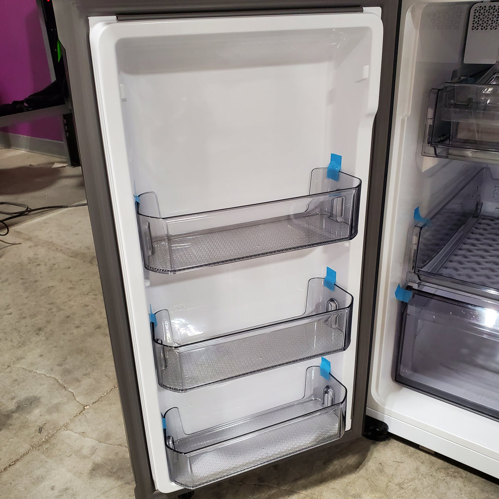 Pictures of Samsung Bespoke 4-Door Flex™ Refrigerator (29 cu. ft.) with Beverage Center™ 22SD027 - RF29DB9600AP - Scratch & Dent (Minor) - Neu Appliance Outlet - Discount Appliance Outlet in Austin, Tx