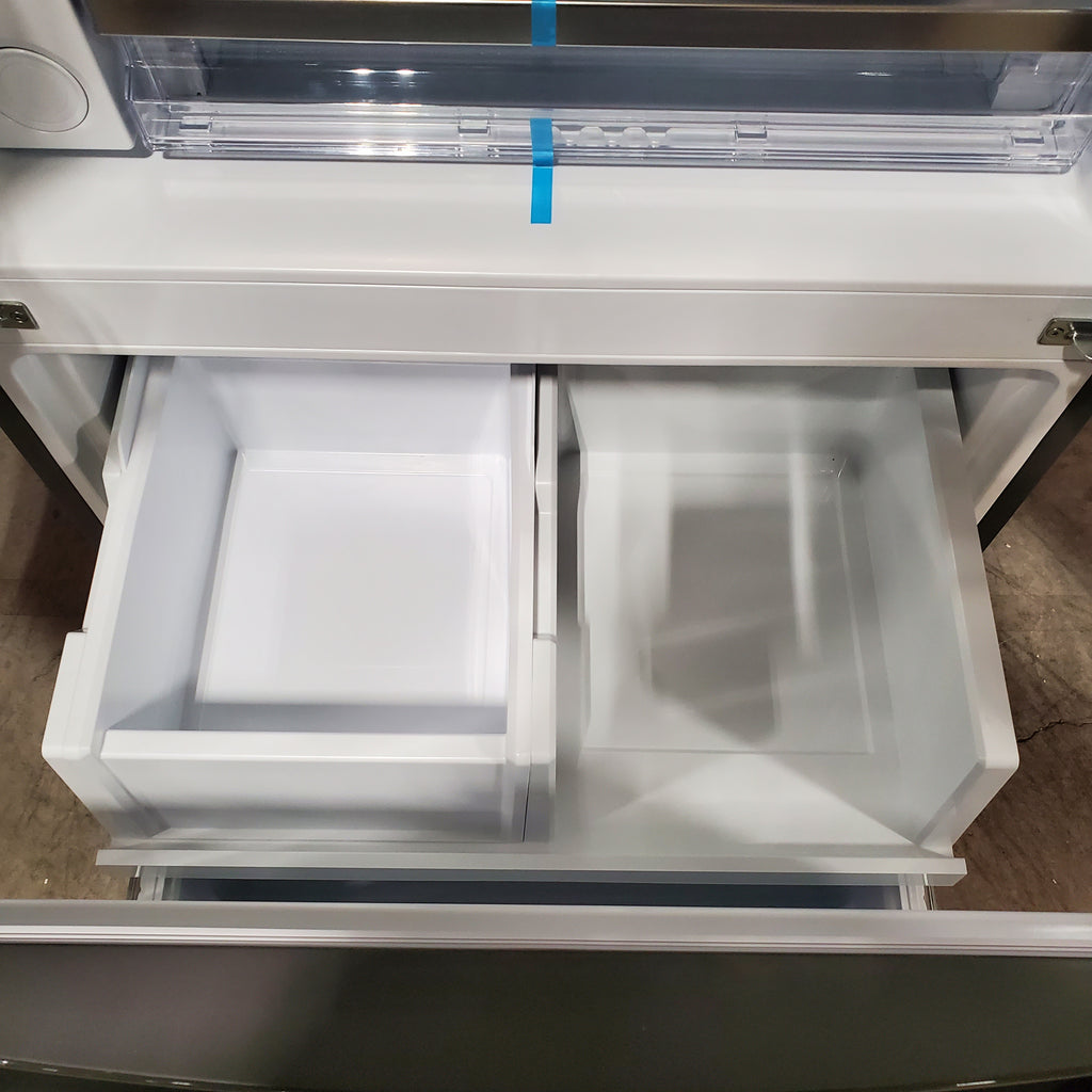 Pictures of Frigidaire Gallery 20 Cu. Ft. 30" Wide Standard-Depth French Door Refrigerator in Stainless Steel 20SD84 - GRFN2023AF - Scratch & Dent (Minor) - Neu Appliance Outlet - Discount Appliance Outlet in Austin, Tx