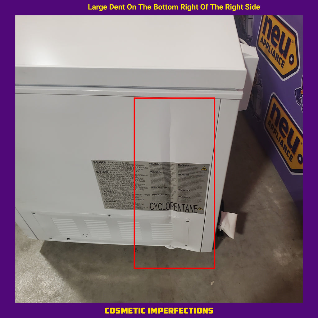 Pictures of Frigidaire 25 Cu. Ft. Garage Ready Chest Freezer with LED Light and Adjustable Temperature Control 3SD824 - FFCL2542AW - Scratch & Dent (Major) - Neu Appliance Outlet - Discount Appliance Outlet in Austin, Tx