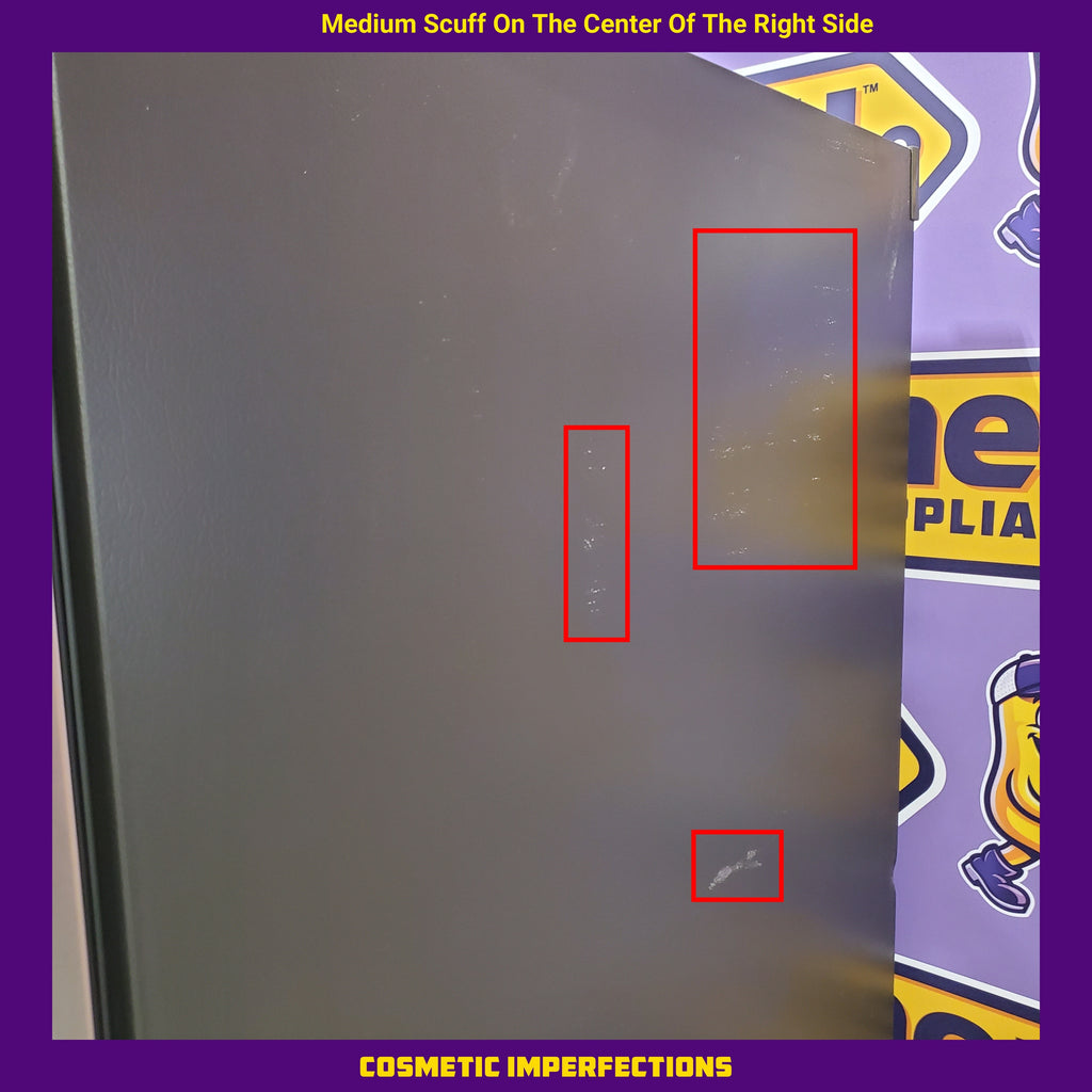 GE Cafe 27.8-cu ft French Door Refrigerator with Ice Maker, Water and Ice Dispenser ENERGY STAR in Stainless Steel 31131SD21 - CFE28TSHSS - Scratch & Dent (Minor)