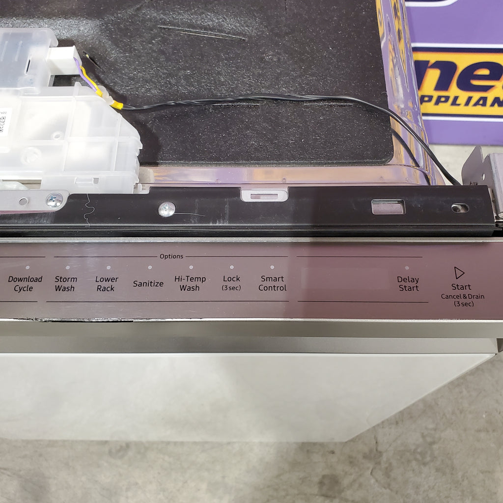 Pictures of Samsung Bespoke 24-in Top Control Built-in Dishwasher (White Glass) With Third Rack, AutoRelease Door, 46-Decibel 25SD085 - DW80CB545012 - Scratch & Dent (Minor) - Neu Appliance Outlet - Discount Appliance Outlet in Austin, Tx