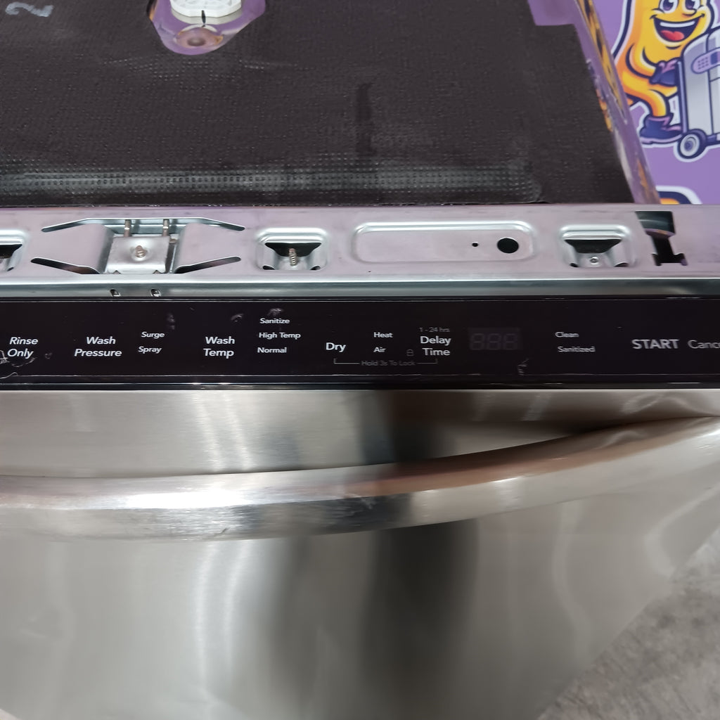 Pictures of Frigidaire Stainless Steel Tub Dishwasher with Third Rack 20131SD183 - FDSH4501AS - Scratch & Dent (Moderate) - Neu Appliance Outlet - Discount Appliance Outlet in Austin, Tx