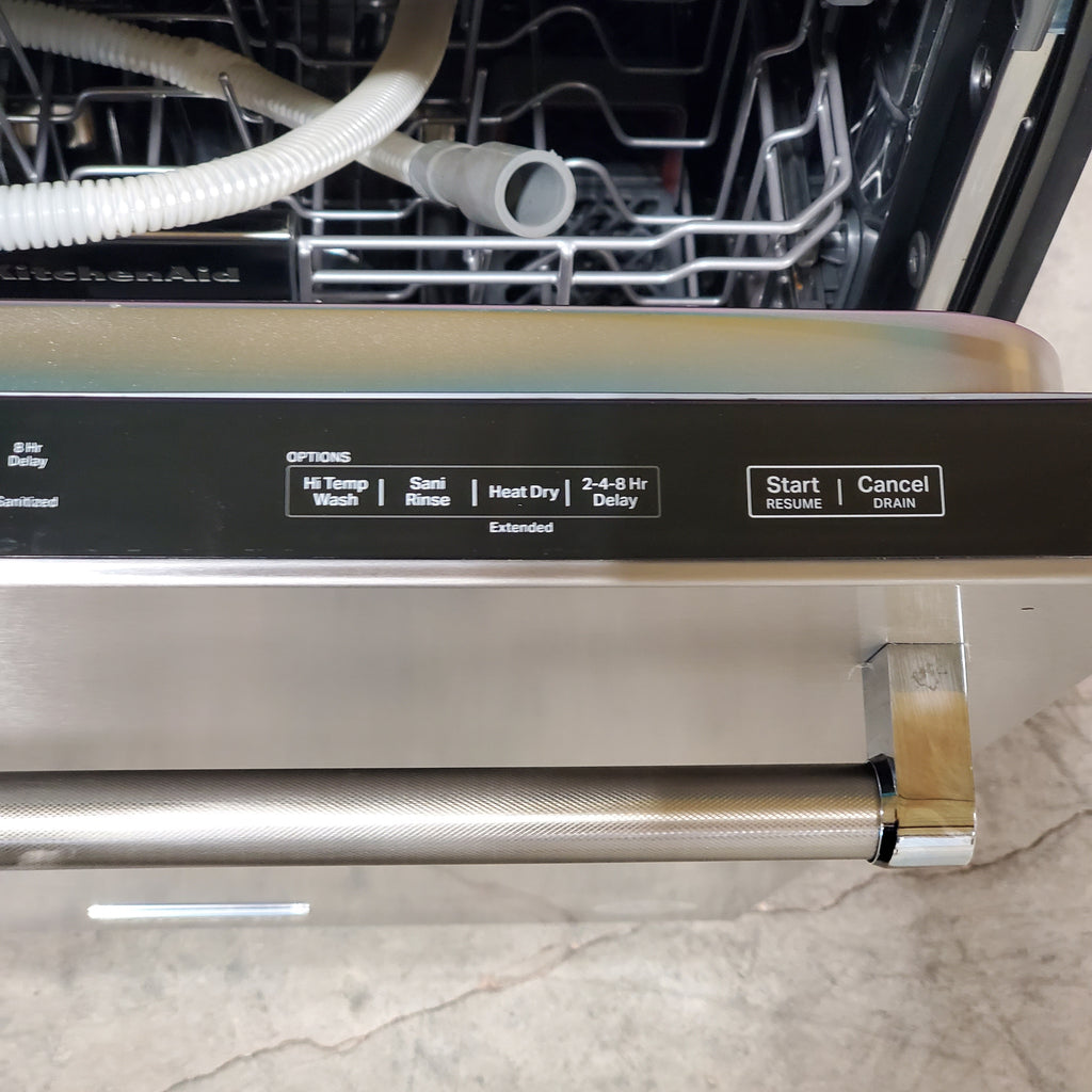 Kitchenaid 39 DBA Dishwasher In PrintShield™ Finish With Third Level Utensil Rack KDTE204KPS - Scratch and Dent (Minor)