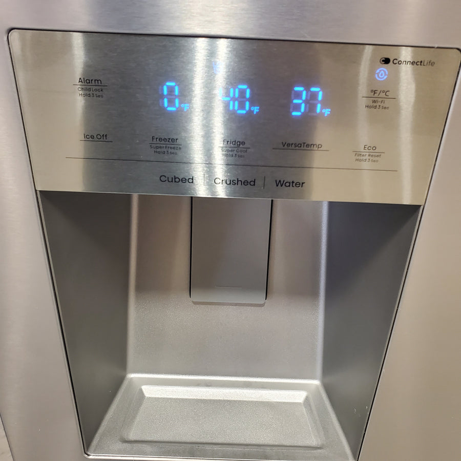 Hisense PureFlat 25.6-cu ft 4-Door Smart French Door ENERGY STAR Refrigerator in Stainless Steel with Ice Maker, Water and Ice Dispenser HRM260N6TSE - Scratch & Dent (Moderate)