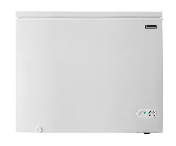 Pictures of Magic Chef 7.0 cu. ft. Chest Freezer in White with 7.0 Cu. Ft. Capacity, Manual Defrost, and Sliding-Bulk Storage Baskets HMCF7W4 - Scratch & Dent (Moderate) - Neu Appliance Outlet - Discount Appliance Outlet in Austin, Tx