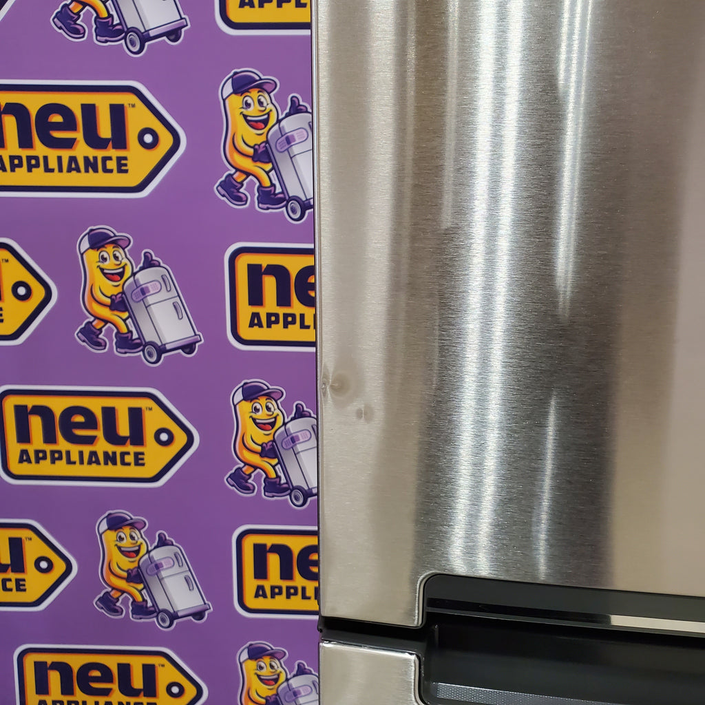 Whirlpool 18 Cu. Ft. 28" Wide Refrigerator in Stainless Steel 24SD48 - WRT518SZFM - Scratch & Dent (Minor)