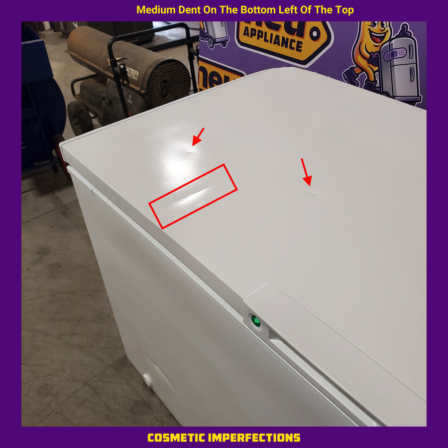 Frigidaire 15 Cu. Ft. Garage Ready Chest Freezer FFCL1542AW - Scratch & Dent (Major)