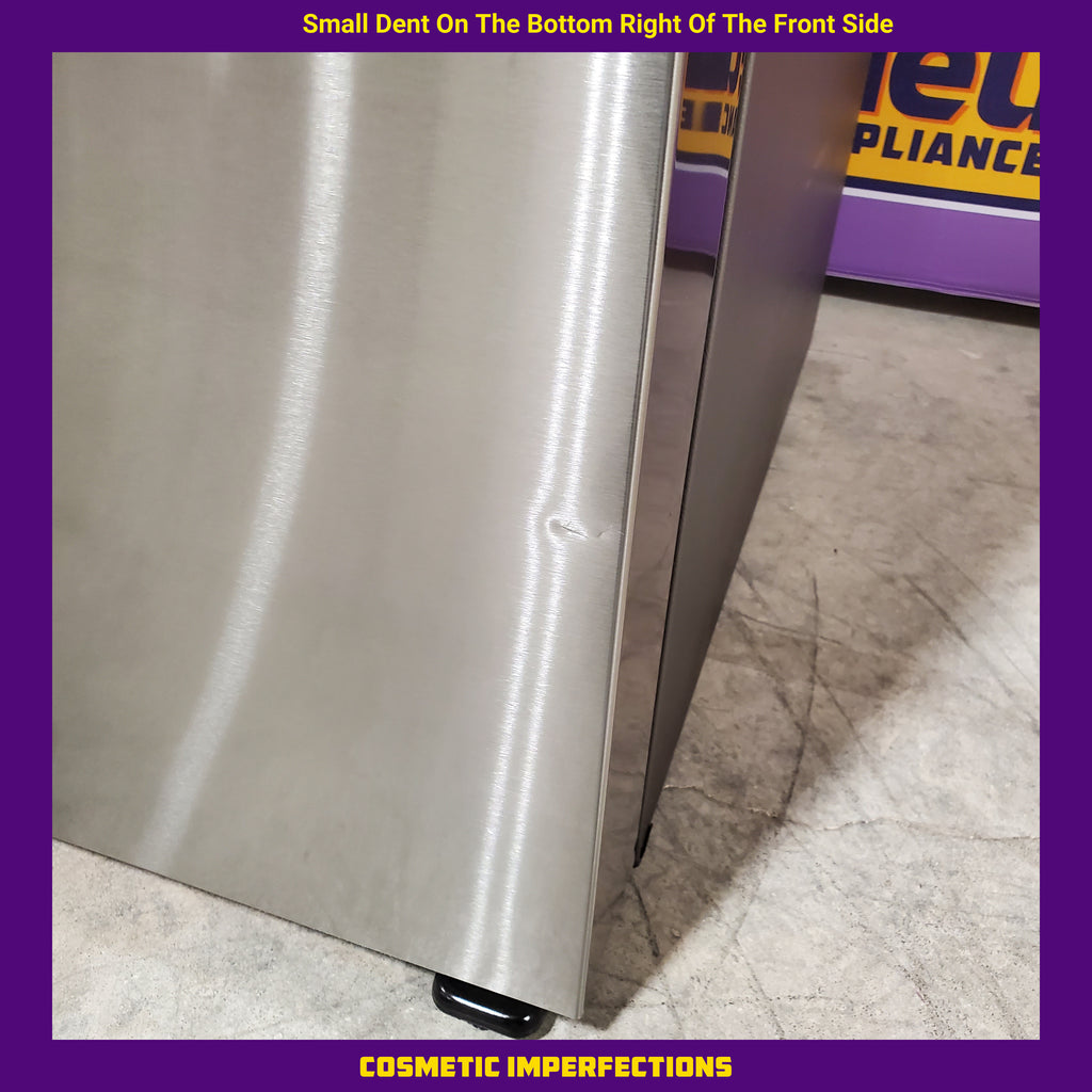 Samsung 32 cu. ft. Mega Capacity 3-Door French Door Refrigerator with Dual Auto Ice Maker in Stainless Steel 4SD427 - RF32CG5100SR - Scratch & Dent (Minor)