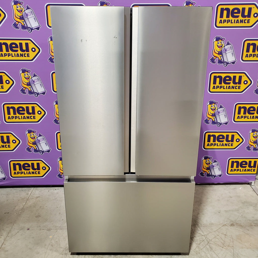 Hisense 26.6 cu. ft. French Door Refrigerator in Fingerprint Resistant Stainless Steel 5SD196 - HRF266N6CSE1 - Scratch & Dent (Minor)