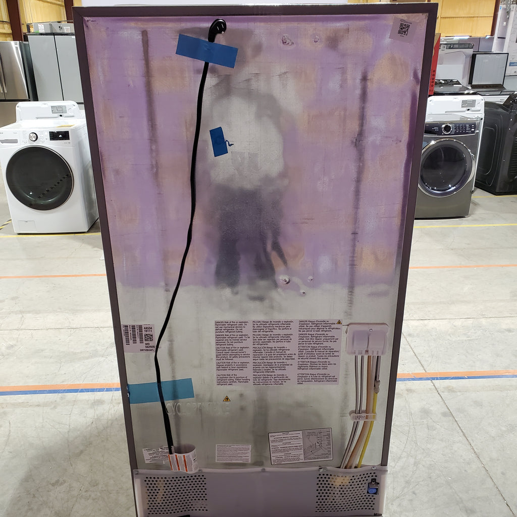 Frigidaire 27.8-cu ft ENERGY STAR French Door Refrigerator with Dual Ice Maker in Fingerprint Resistant Stainless Steel 20SD094 - GRFS2853AF - Scratch & Dent (Major)