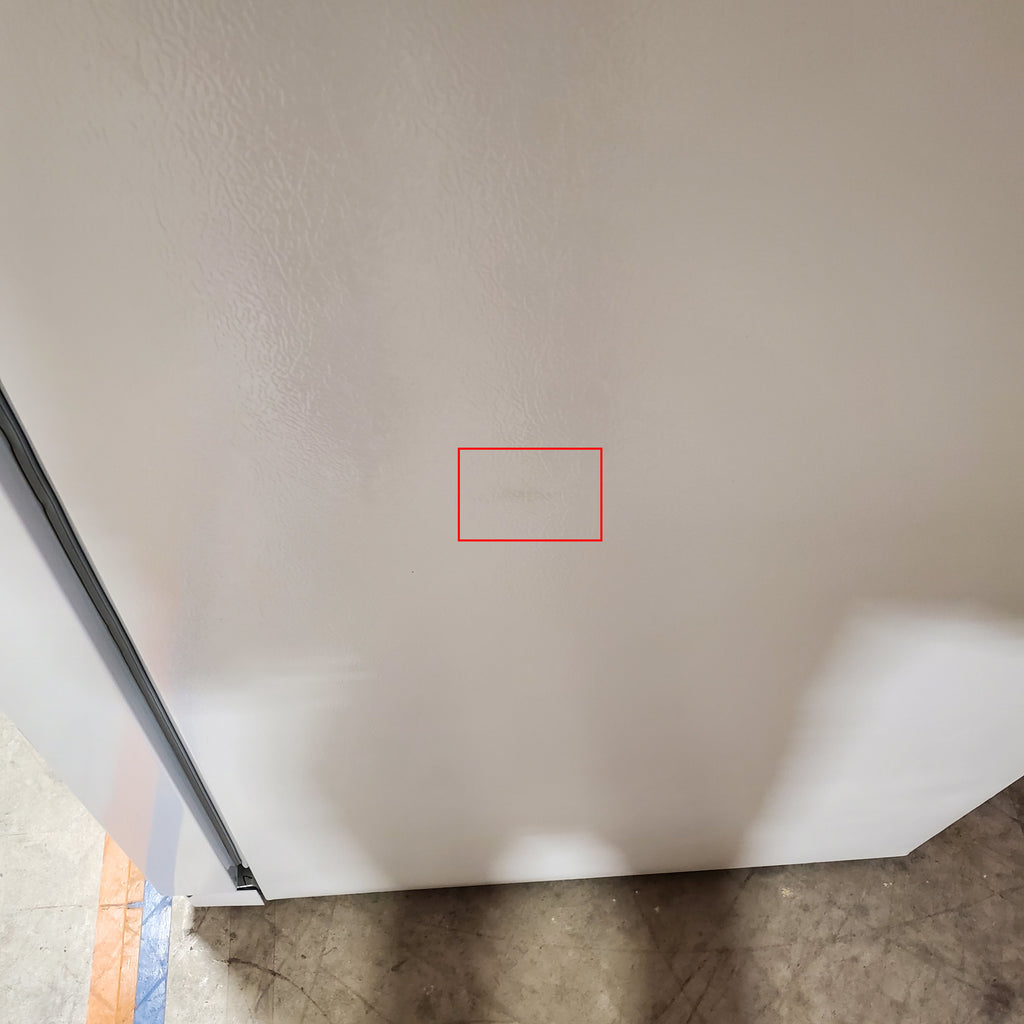 Frigidaire 25.6 cu. ft. Side by Side Refrigerator in White with Exterior Ice and Water Dispenser 26SD009 - FRSS2623AW - Scratch & Dent (Minor)