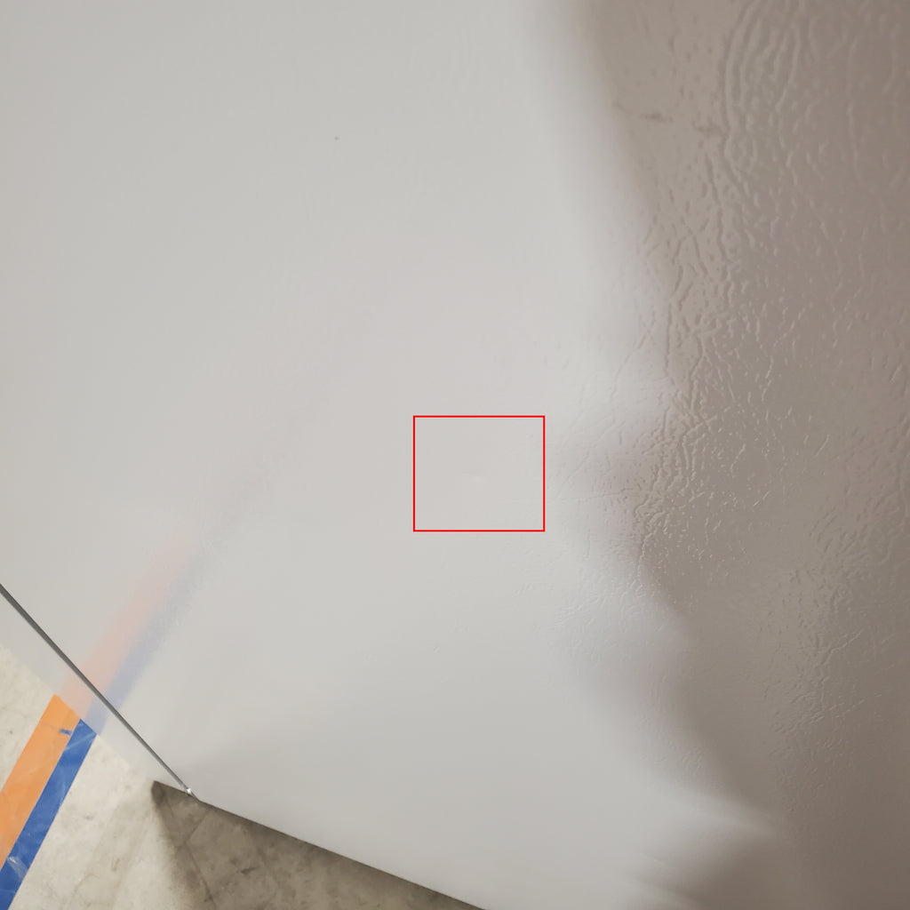 Frigidaire 30" Wide Garage Ready Top Freezer 18 Cu. Ft. Refrigerator with EvenTemp Cooling System and Spacious Interior Storage in White 5SD272 - FFTR1814WW - Scratch & Dent (Minor)