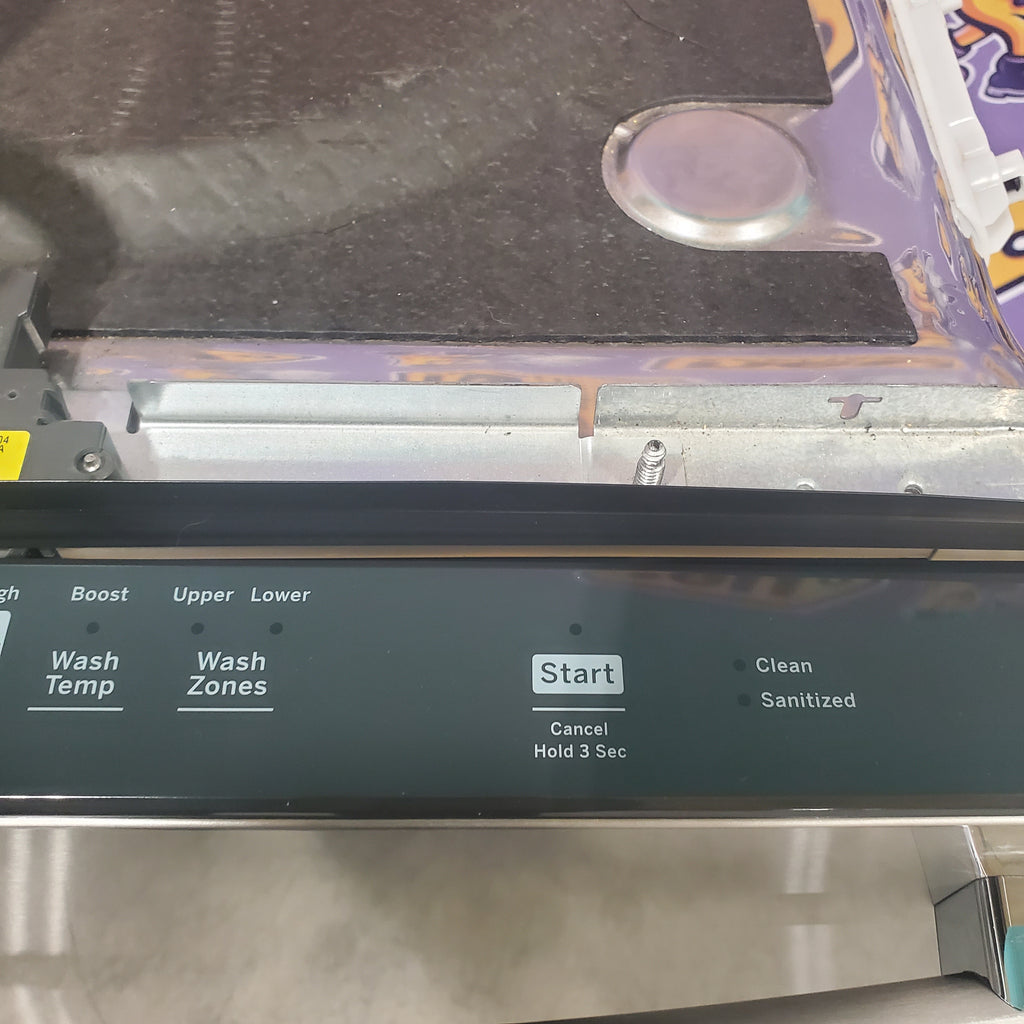 Pictures of GE® Fingerprint Resistant Black Slate ENERGY STAR® Top Control with Stainless Steel Interior Dishwasher with Sanitize Cycle GDT670SFVDS - Scratch & Dent Moderate - Neu Appliance Outlet - Discount Appliance Outlet in Austin, Tx