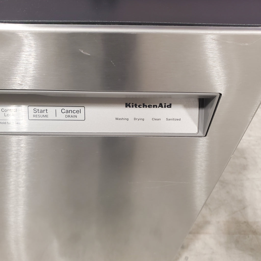 Pictures of KitchenAid Third Level Utensil Rack Dishwasher with 30+ Total Wash Jets, 39 dBA KDFE204KPS - Scratch and Dent (Minor) - Neu Appliance Outlet - Discount Appliance Outlet in Austin, Tx