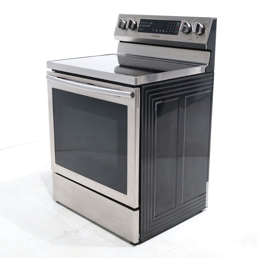 Stainless Steel Samsung 5.9 cu. ft. Freestanding 5 Heating Element Smooth Cooktop Electric Range with True Convection  - Certified Refurbished